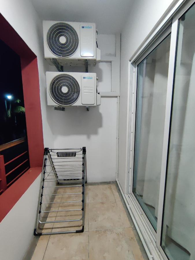 Ashiana Oceanside Apartment Flic en Flac ภายนอก รูปภาพ
