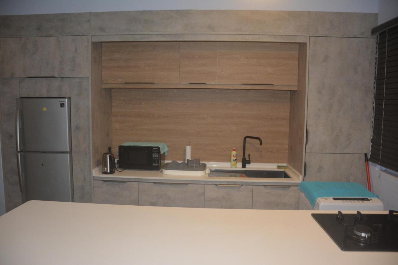 Ashiana Oceanside Apartment Flic en Flac ภายนอก รูปภาพ