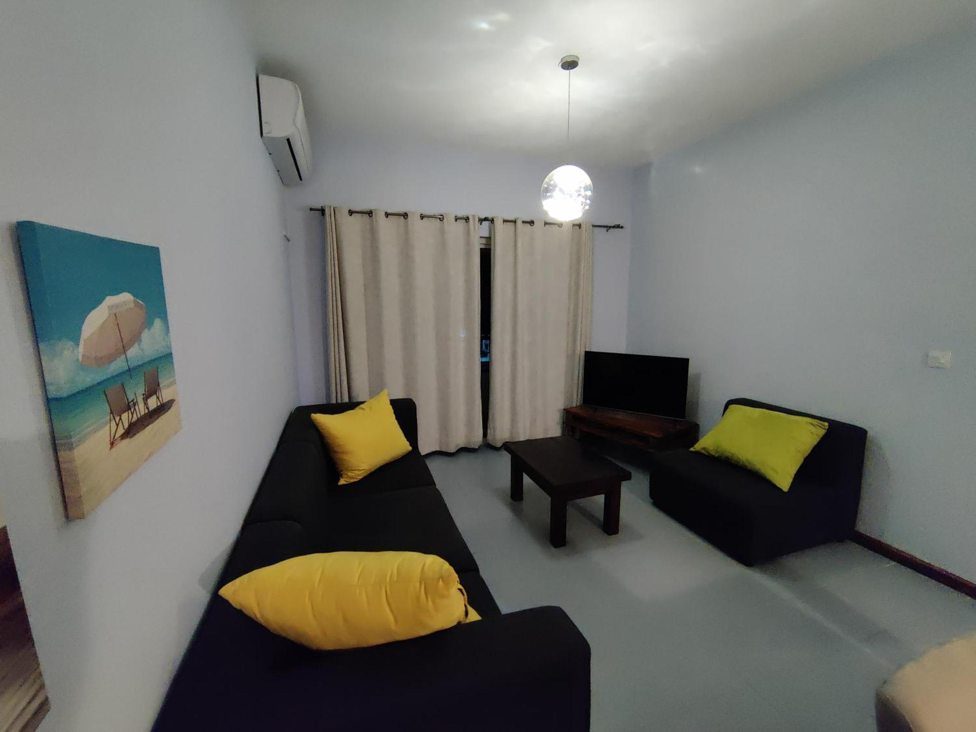Ashiana Oceanside Apartment Flic en Flac ภายนอก รูปภาพ